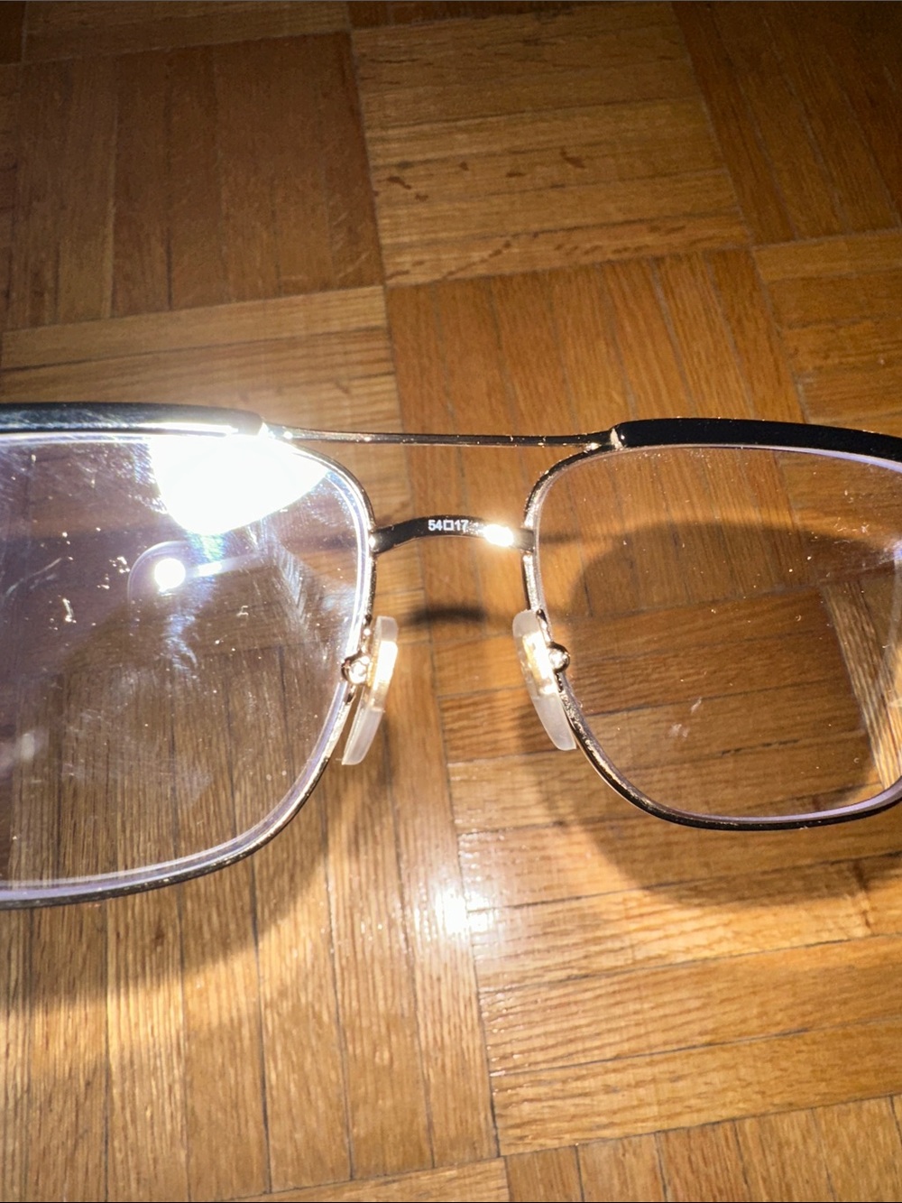 Gucci Gold and Black Women's Eyeglasses - Classic Metal Frame - Picture 8 of 8